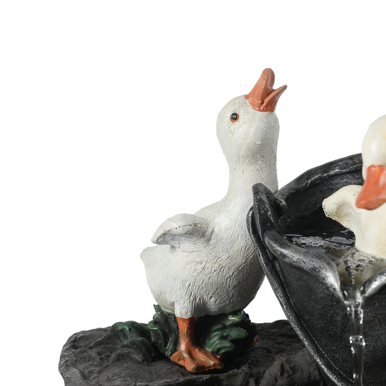 Polyresin Duck Family Bath Patio Fountain 