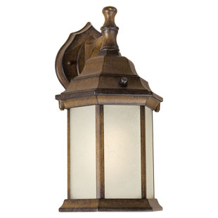 Best Louisa 1-Light Outdoor Wall Lantern By Charlton Home Outdoor Lighting Louisa 1-Light Outdoor Wall Lantern By Charlton Home Outdoor Lighting