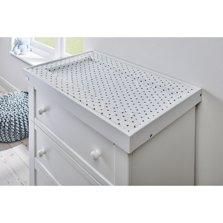 clara changing table