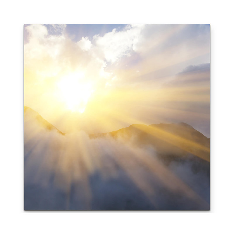East Urban Home Leinwandbild Strahlende Sonne über Gebirgskette