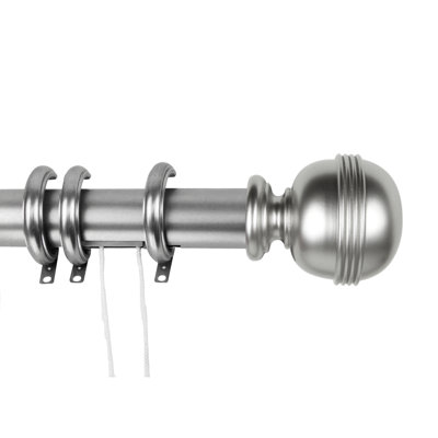 curtain shuster