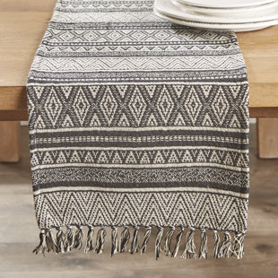 Table Linens Leonor Runner