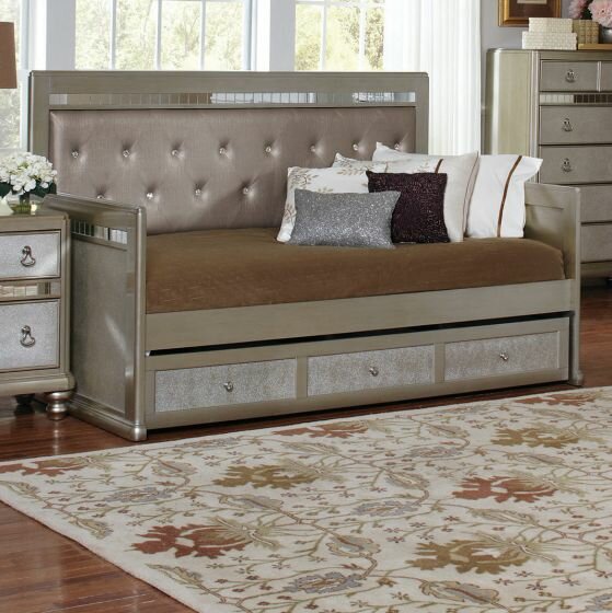 Marybella Daybed