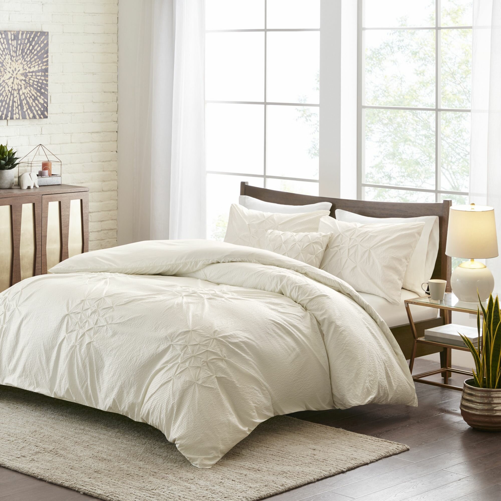 Lark Manor Flore 4 Piece Tufted Seersucker Duvet Set Wayfair