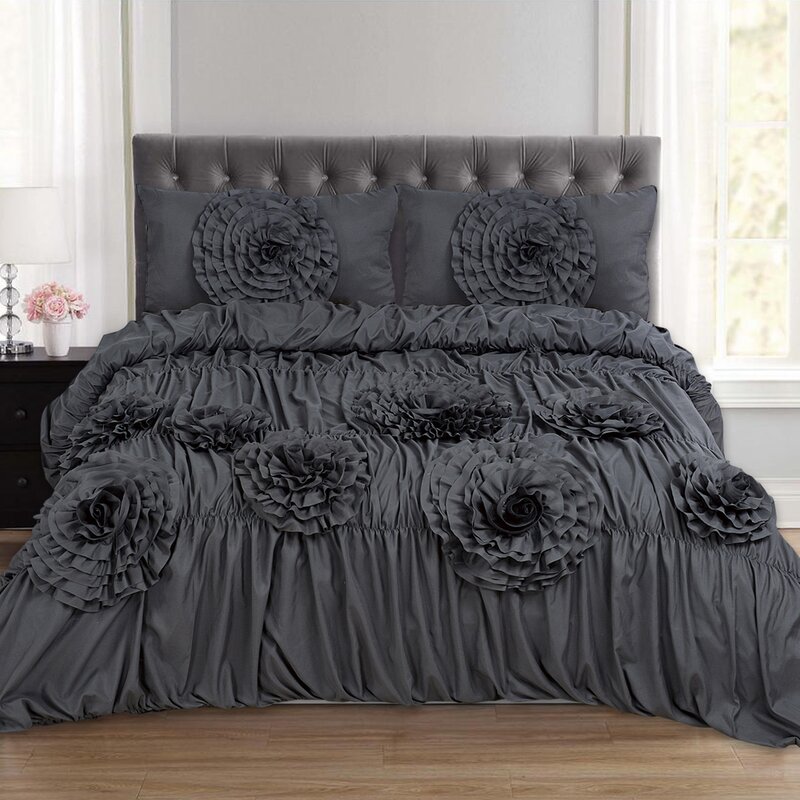 House Of Hampton Talitha Ruched Fancy Floral 3 Piece Duvet Cover