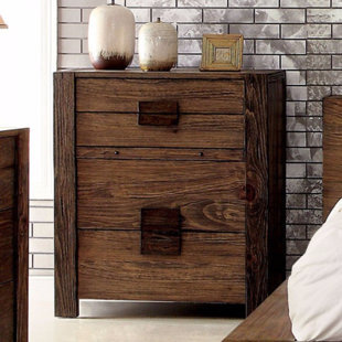 Boatwright Solid 4 Drawer Chest by Foundry Select