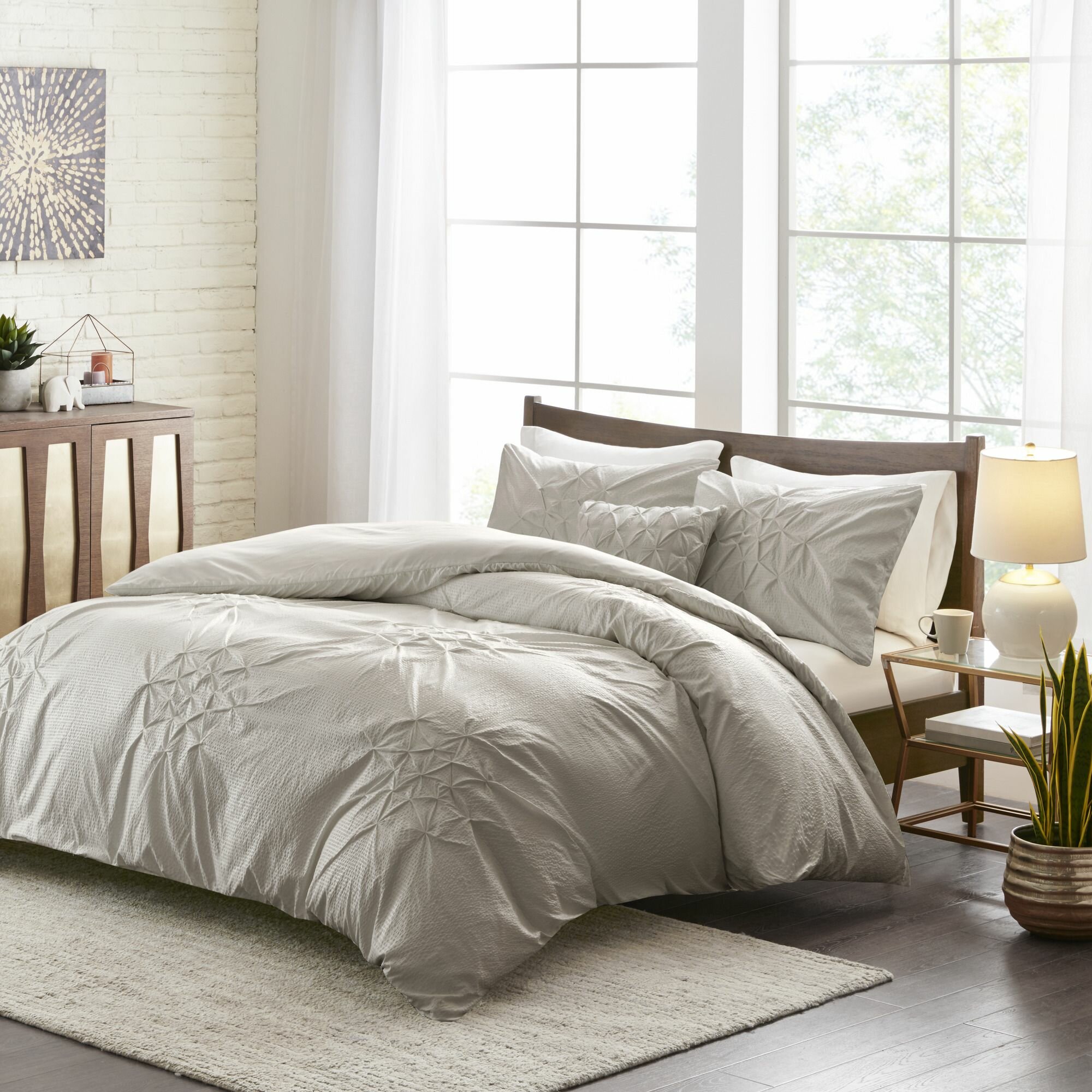 Lark Manor Flore 4 Piece Tufted Seersucker Duvet Set Wayfair