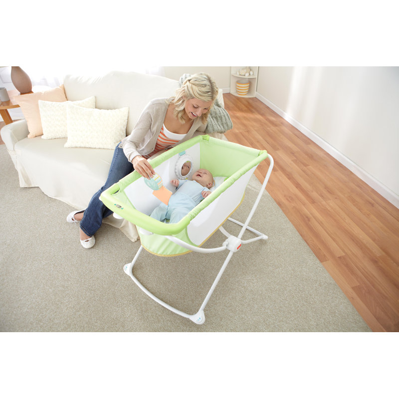 portable rocking bassinet