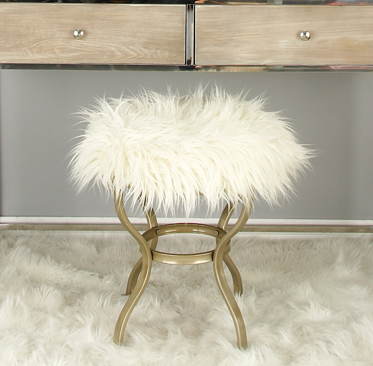 pink fur vanity stool