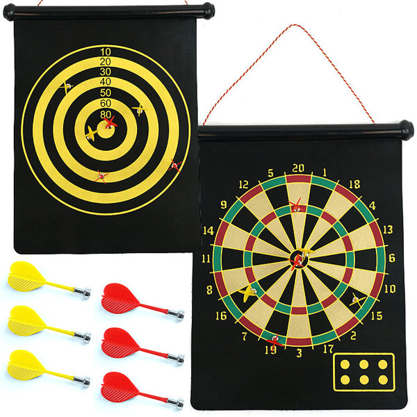 Magnetic Roll-up Dart Board and Bullseye Game with Darts