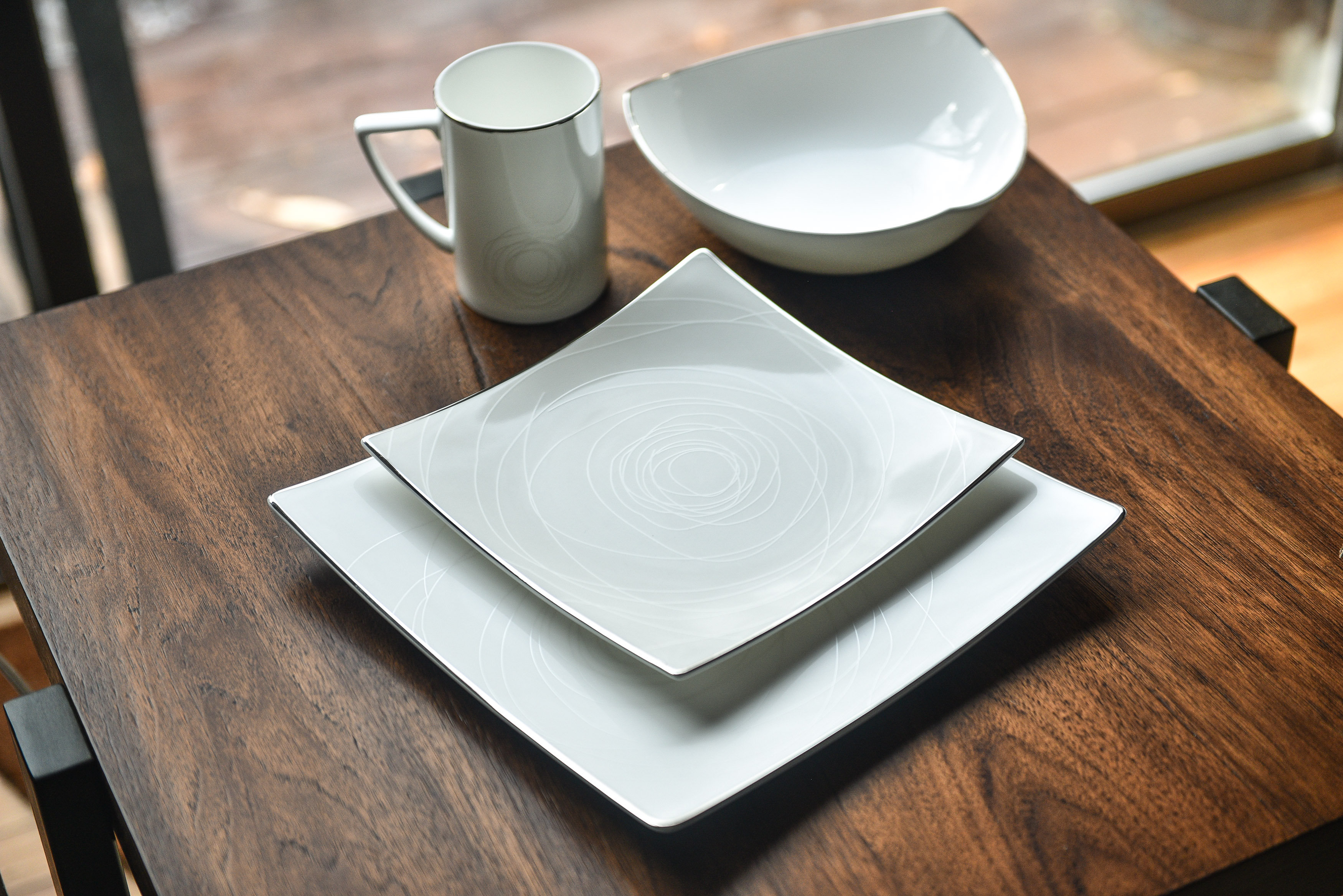 Red Vanilla Orbit Bone China Dinnerware Set of 16 & Reviews Wayfair