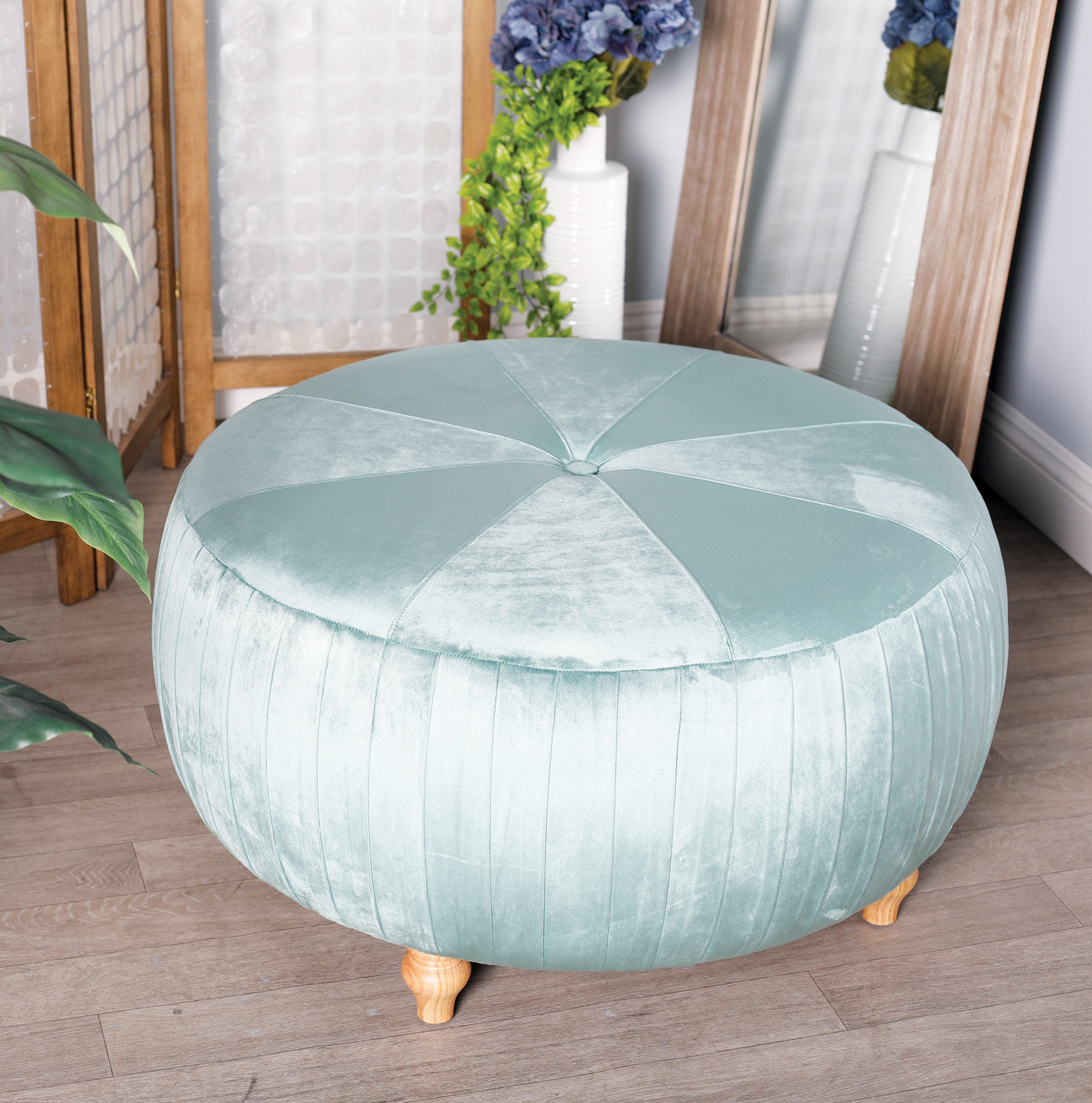 House Of Hampton Ahlers Eclectic Round Tufted Ottoman Wayfair