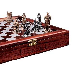 Decorative Knights' Mortal Conflict Chess Set