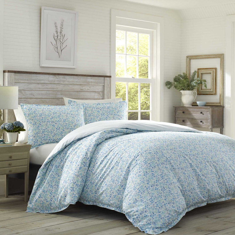 Laura Ashley Jaynie Reversible Duvet Cover Set & Reviews  Wayfair.ca
