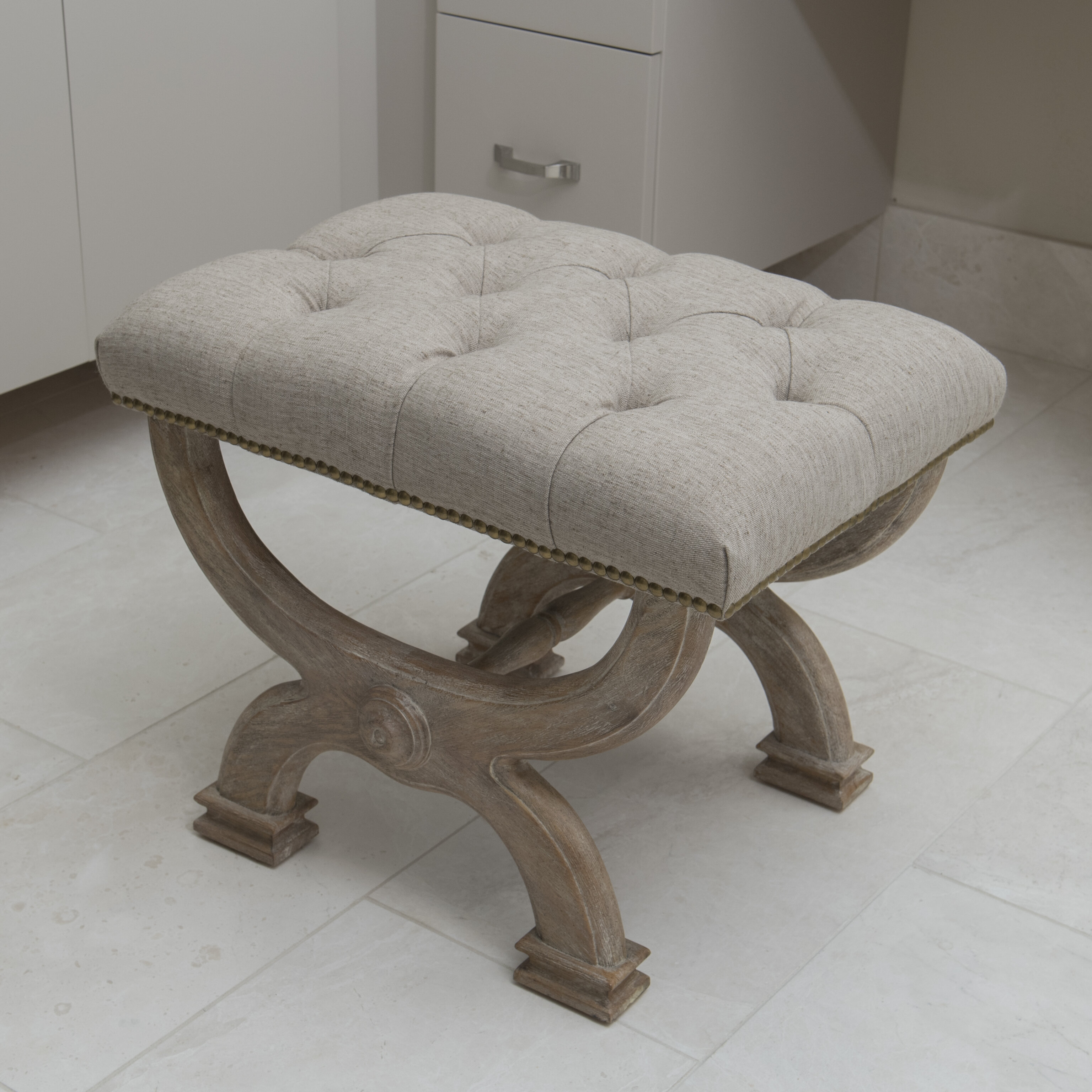 Details about   Natural Wood VANITY STOOL Hand Carved Home Bedroom Living Room Furniture Seat 