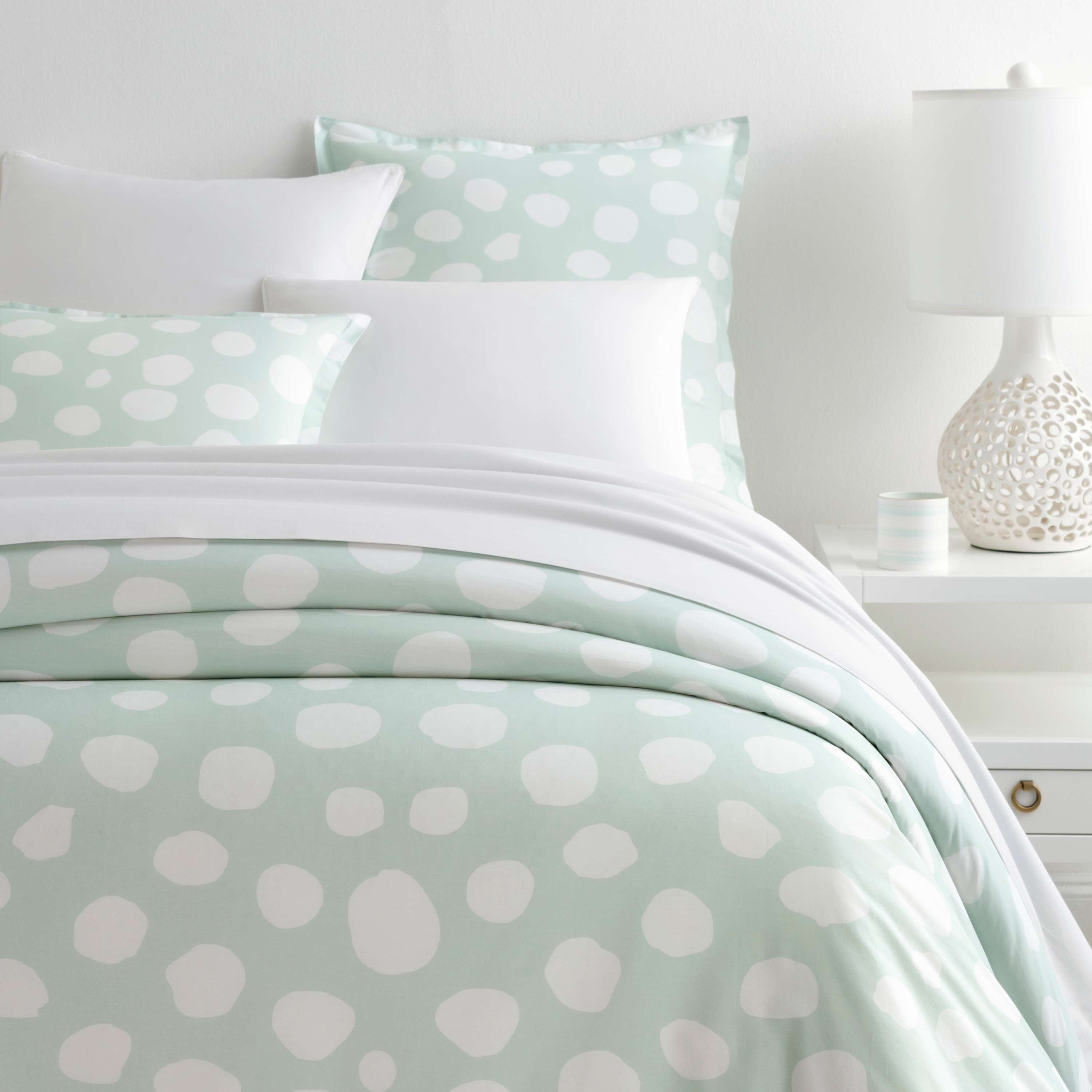 spotty doona cover