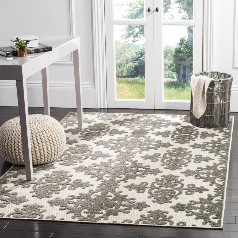 Clarence Traditional Indoor Outdoor Area Rug Clarence Traditional Indoor Outdoor Area Rug