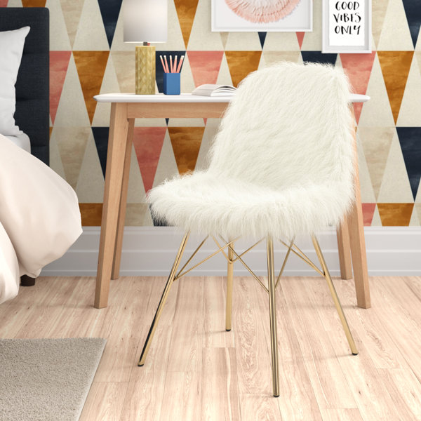 chair for girls room