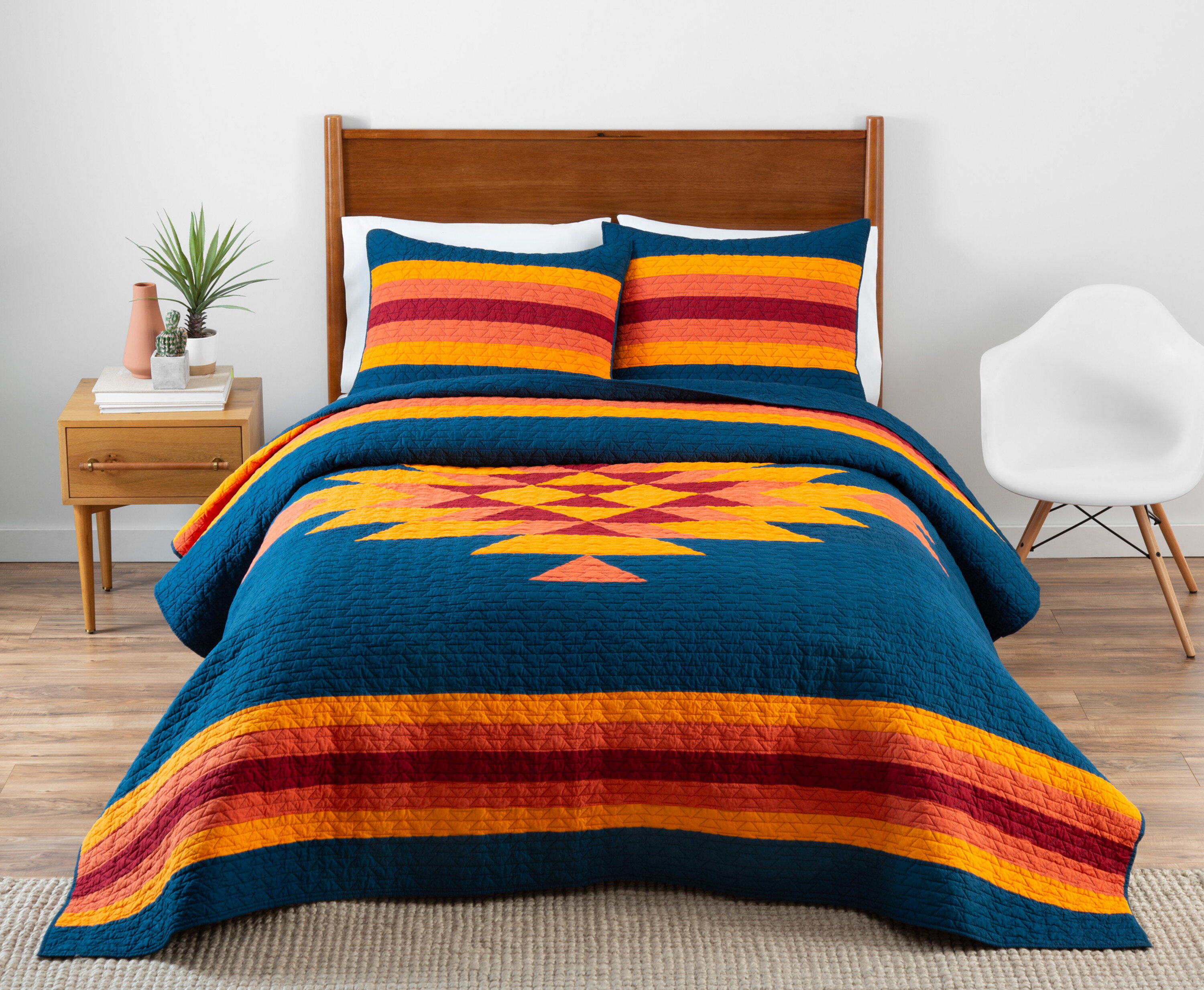 Pendleton Comforter Set w/ matching fleece blanket 