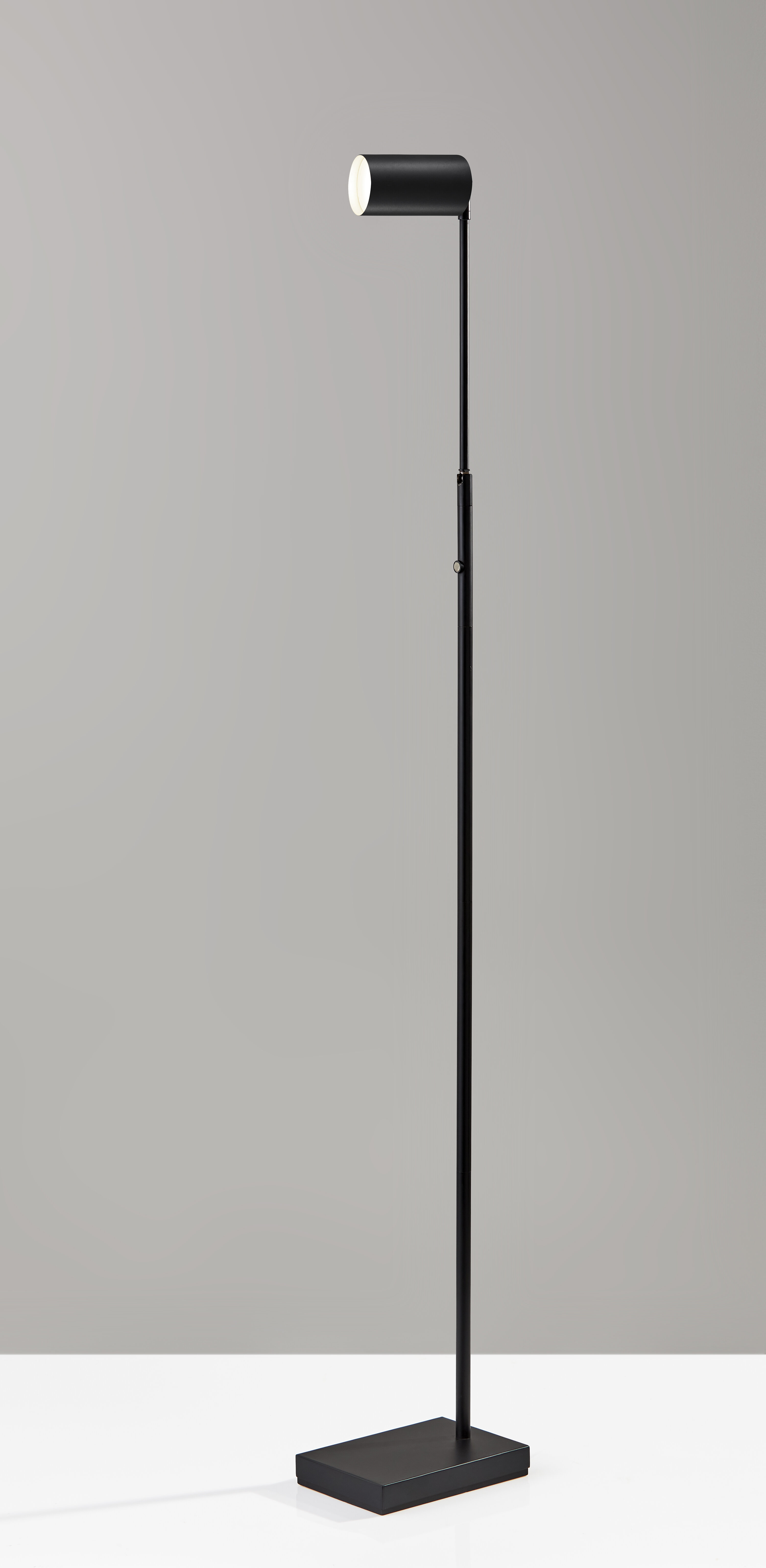 thin standing lamp