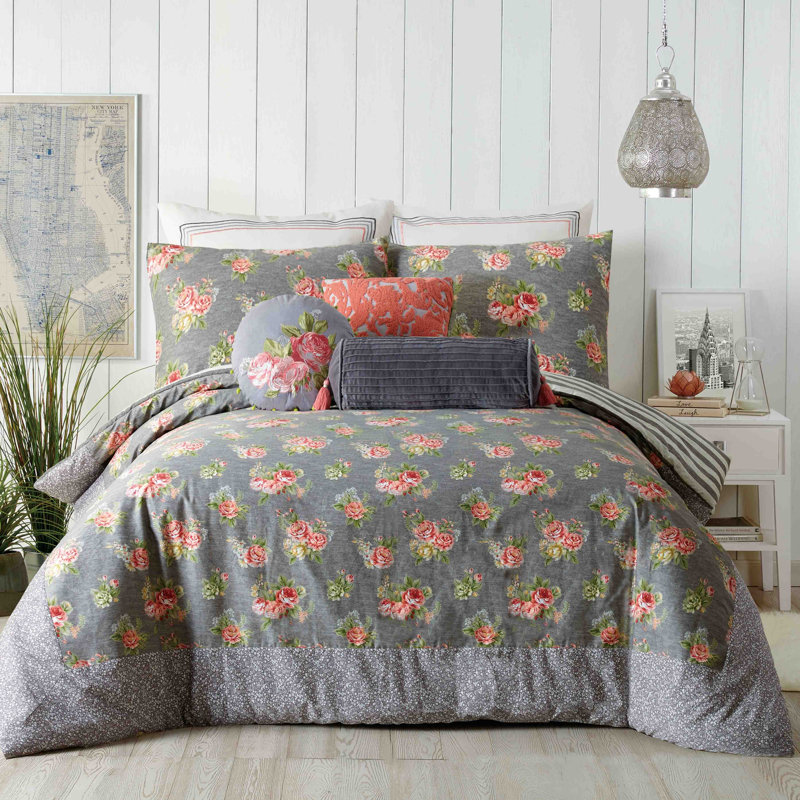 Jessica Simpson Home Marteen 3 Piece Reversible Comforter Set