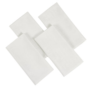 Plum Pack of 4 Plain Polyester/Cotton Trafford Napkins Plum Pack of 4 Plain Polyester/Cotton Trafford Napkins