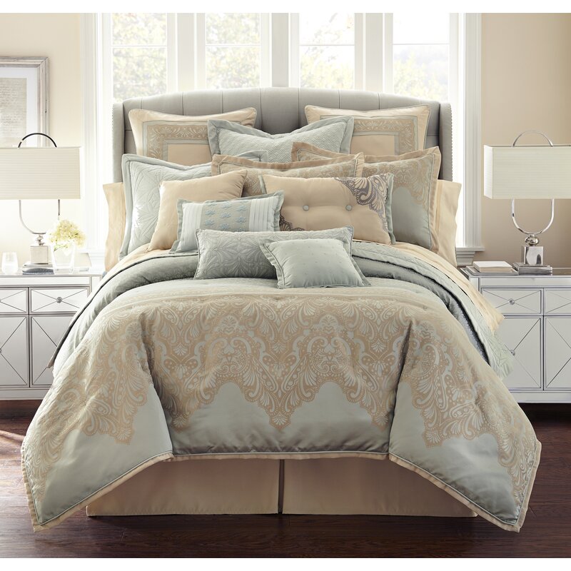 Waterford Bedding Aramis 4 Piece Reversible Comforter Set