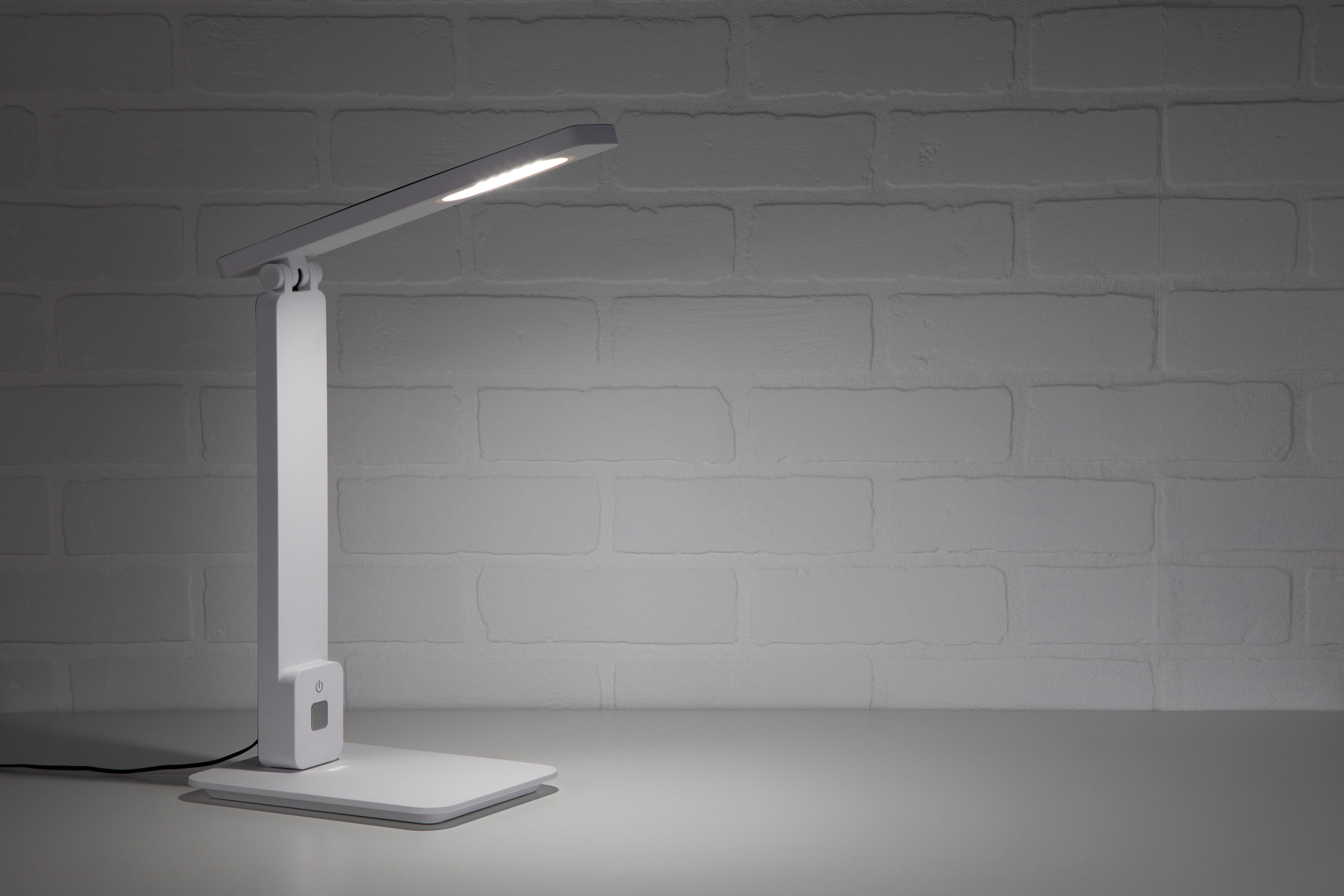low profile desk lamp