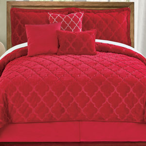 Elford Faux Fur Embroidered 7 Piece Quilt Set