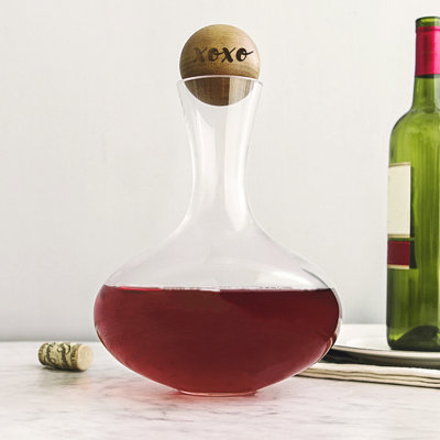 XOXO 67 oz Wine Decanter Le Prise