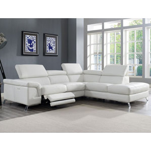 Oakfield Reclining Sectional by Wade L..
