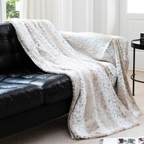Taupe kathy ireland Luxury 3D Embossed Paisley Blanket King-108x90