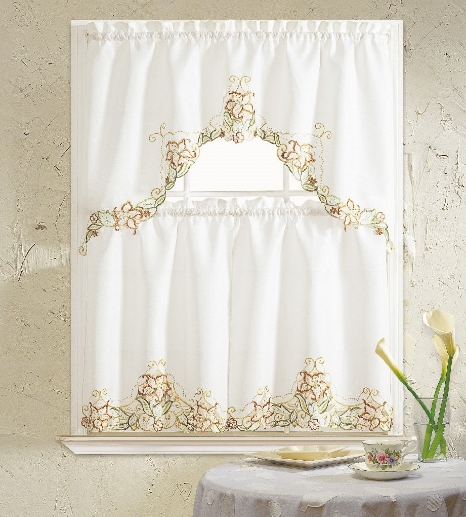 August Grove Skeens Glory Flower 3 Piece Kitchen Curtain Set