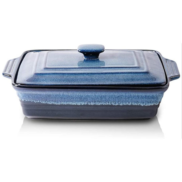 oblong casserole dish with lid