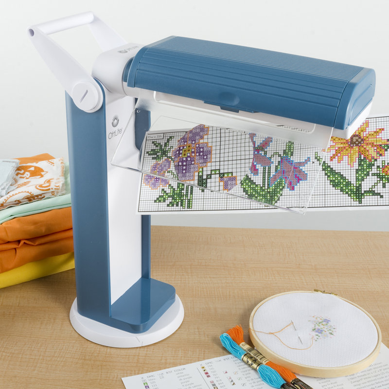 magnifier task lamp
