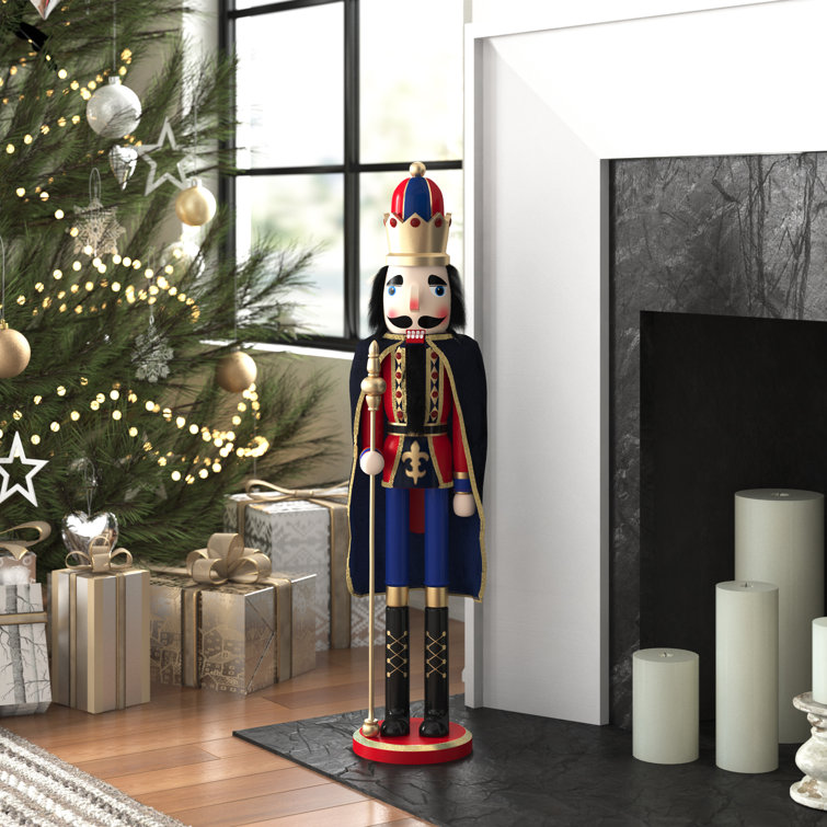 Nutcracker King with Cape christmas decor idea