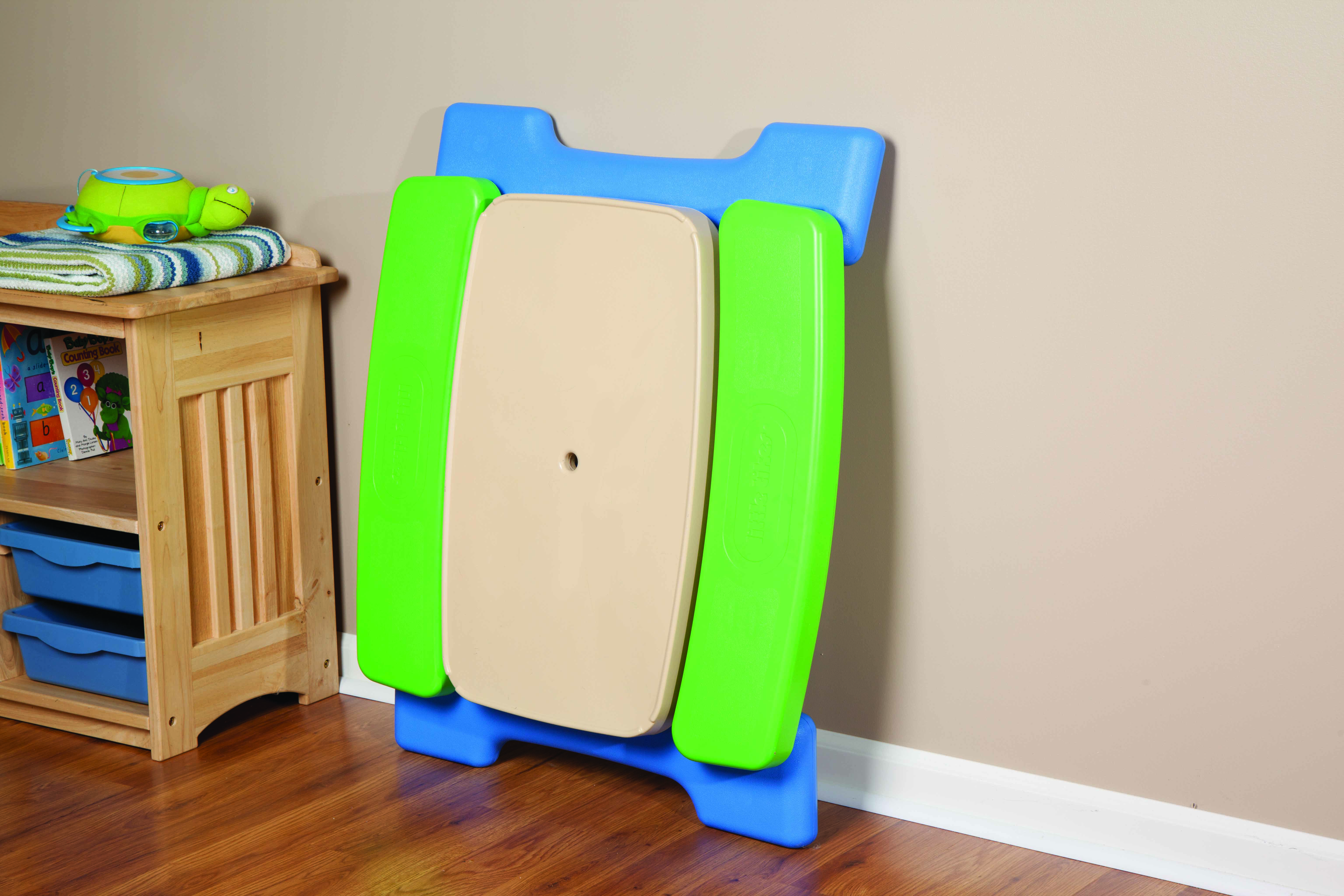 Little Tikes Easy Store Jr. Play Table with Umbrella & Reviews | Wayfair