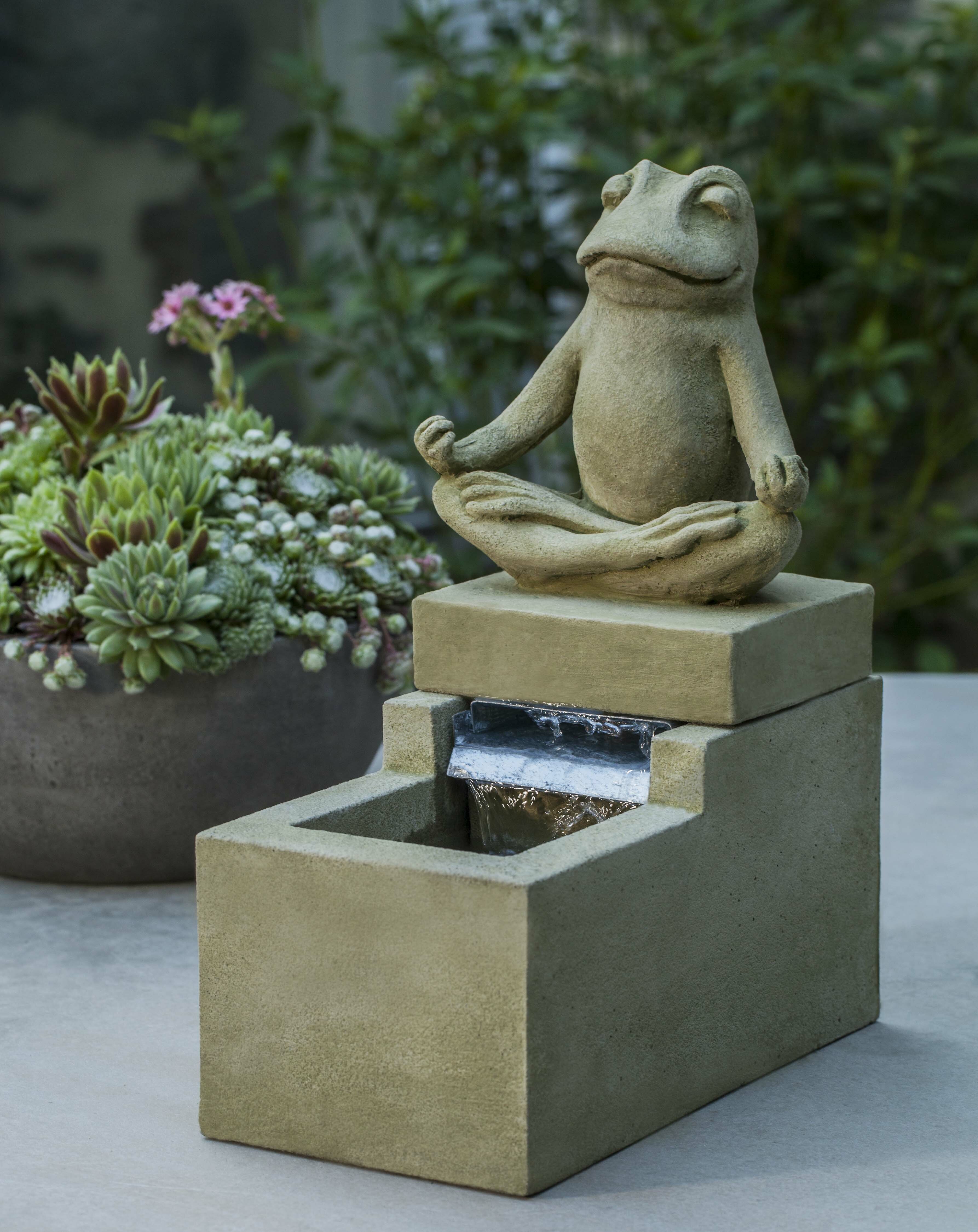 August Grove Mini Fontaine De Grenouille En Beton Pour Grenouilles Zen Reales Wayfair Ca