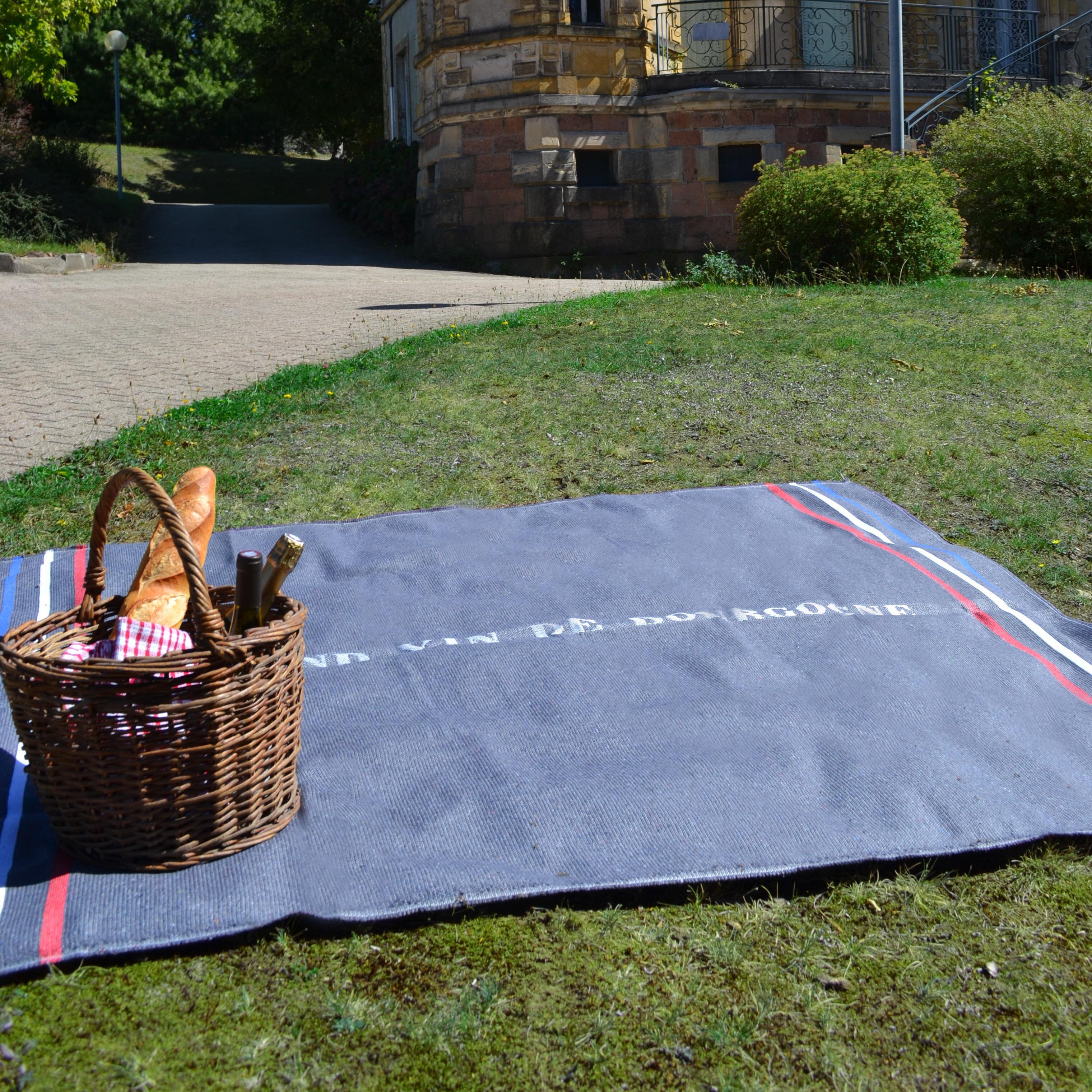 oversized picnic blanket