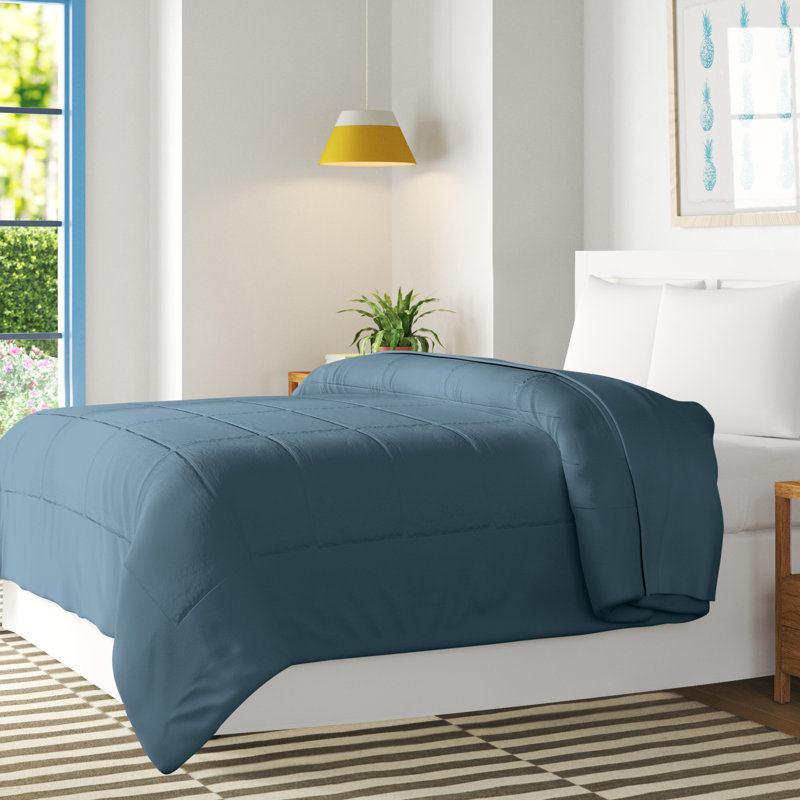Wayfair Basics® 1800 Series All Season Polyester Down Alternative Comforter Color: Blue Dusk, Size: King