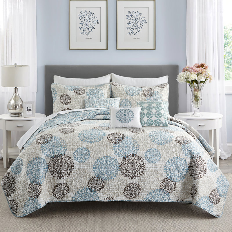 6 Piece Marina Printed Microfiber Quilt Set
