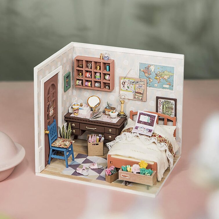 Miniature Victorian Bedroom Dollhouse Tabletop Decor 5 Pc Set 