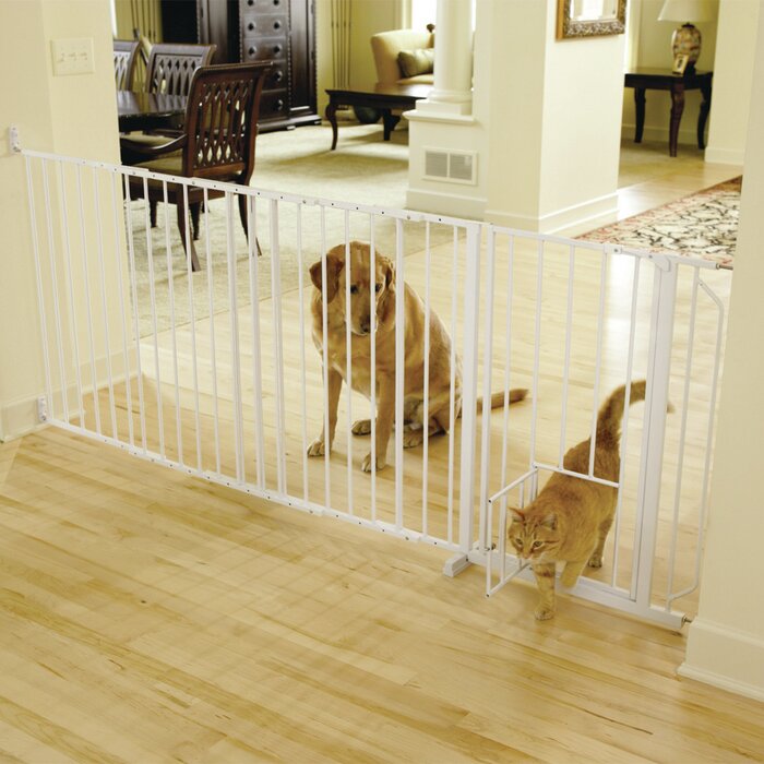 Guillermo Maxi Wall Mounted Pet Gate With Pet Door