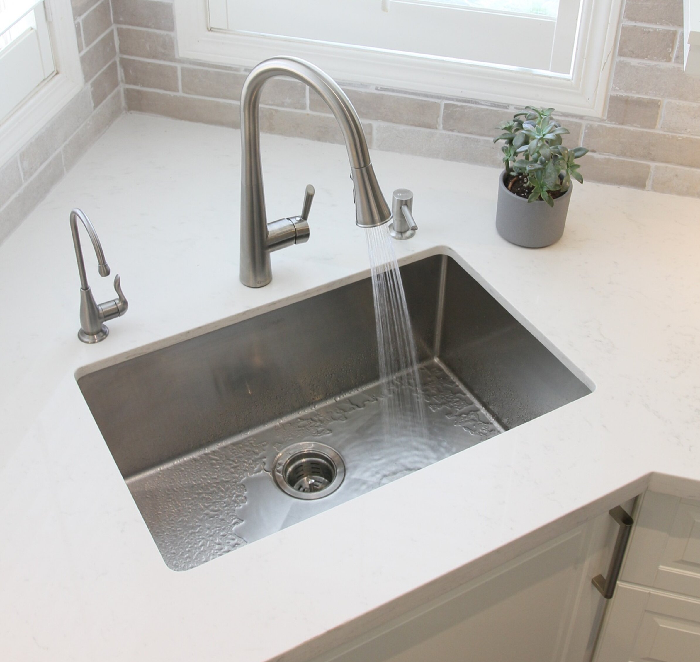28 L X 18 W Undermount Kitchen Sink With Basket Strainer