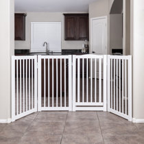stand alone baby gate