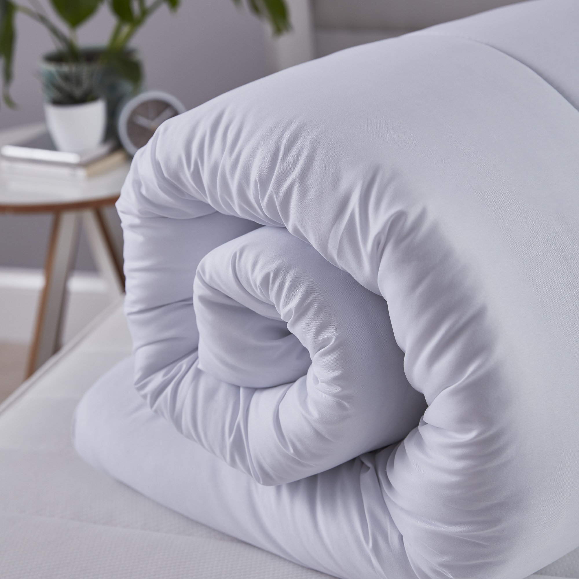 Silentnight Anti Allergy 13.5 Tog Duvet Anti Allergy 13.5 Tog All Season Duvet