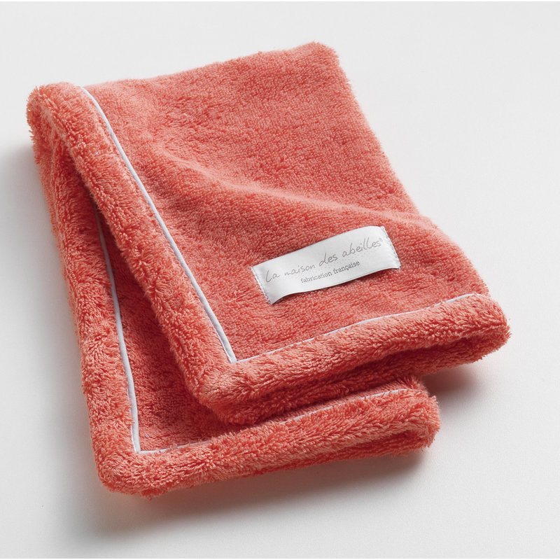 absorbent towel