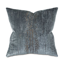 max studio pillows