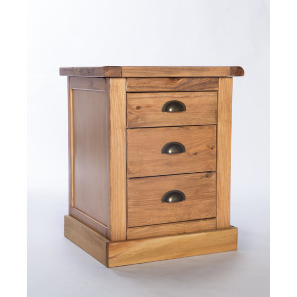 Alpen Home Nachttisch Gibson mit 3 Schubladen | Wayfair.de