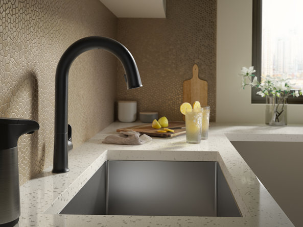 Sensate  Pull-Down Touchless Single Handle Kitchen Faucet
